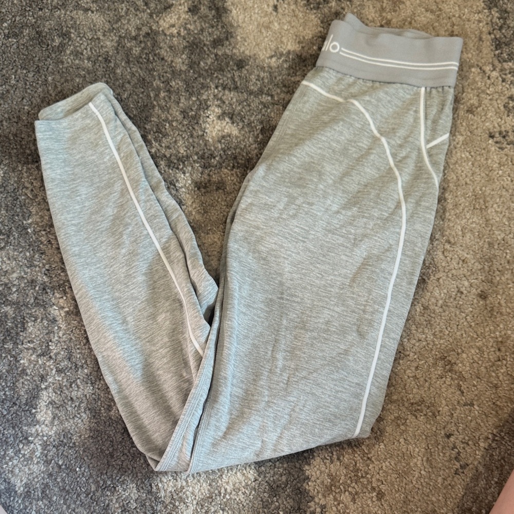 ALO Yoga Gray Leggings
